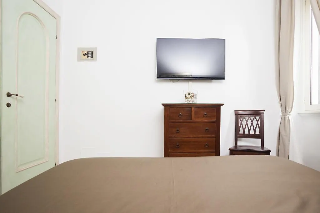 Tritone 91 Apartments Rome